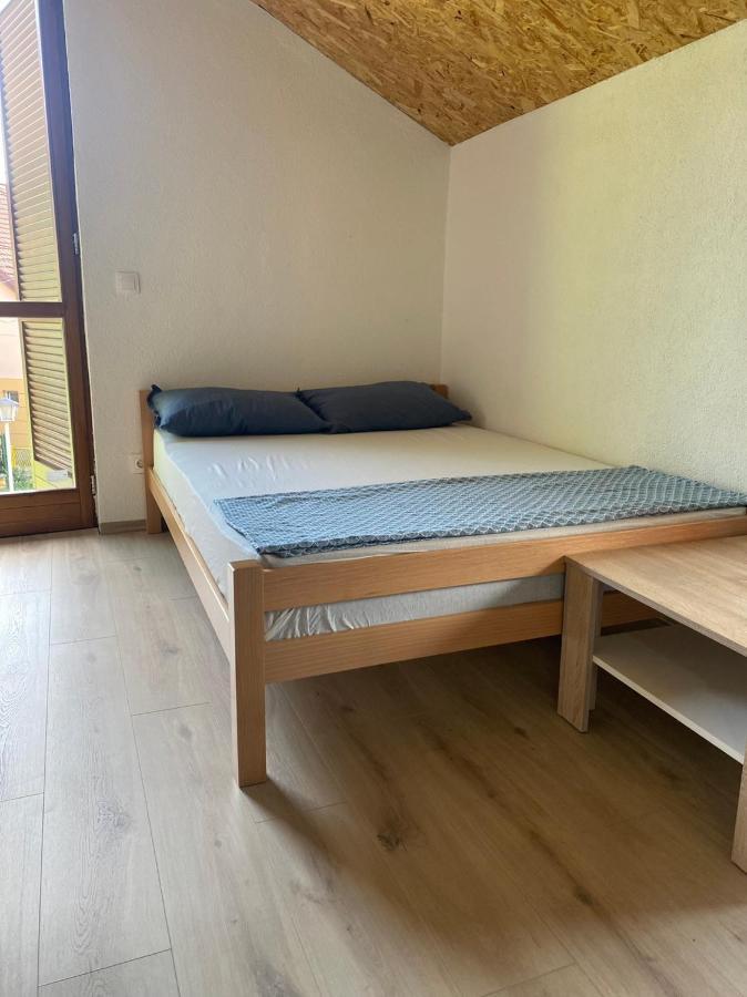 Elem Apartmani Skver Tuzla Exterior foto